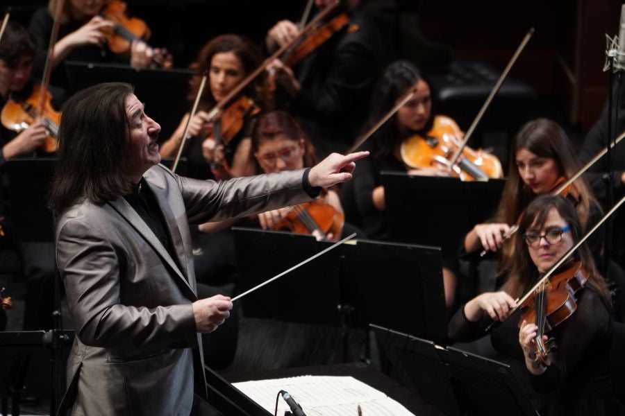 Luis Cobos y el Orfeón Donostiarra, en el Kursaal