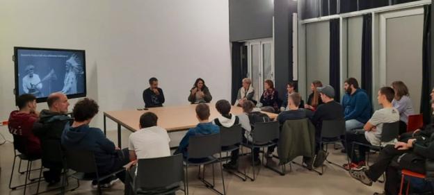 Abian da Soreasuko Dinamoa, sormen guneko soinuaren eremua