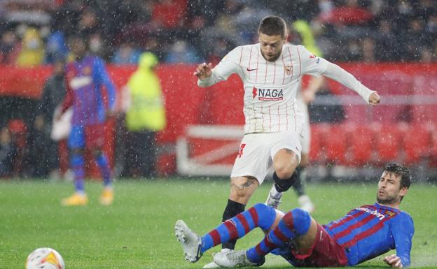 Tres ausencias importantes en una convocatoria en la que sí está Adnan Januzaj