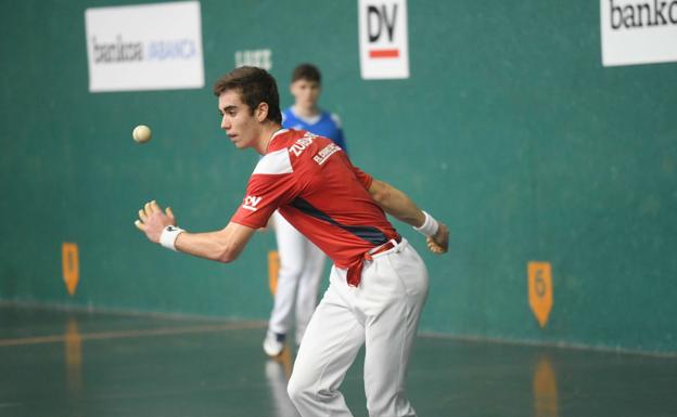 Tres finalistas de 2021 salen a la palestra este viernes en Soraluze