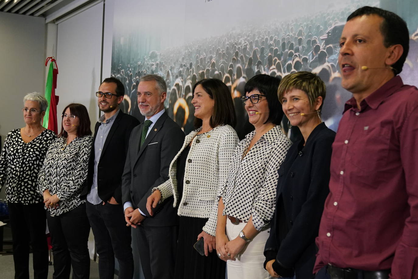 Urkullu rechaza «la sinrazón ética y política» de la memoria que busca justificar el terrorismo