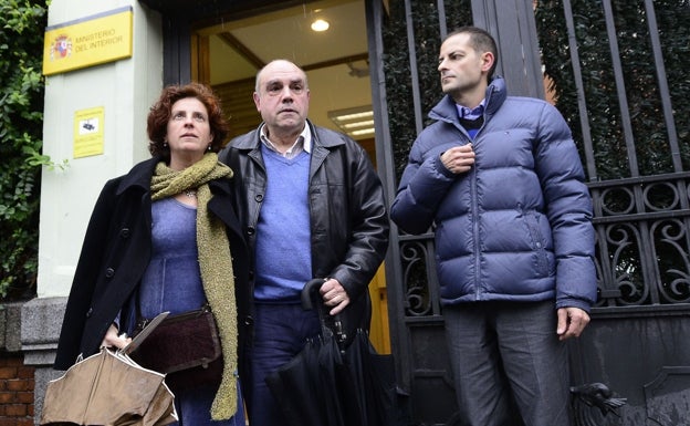 La familia de Yolanda González carga contra Laura Borràs por contratar al asesino de la joven como perito judicial