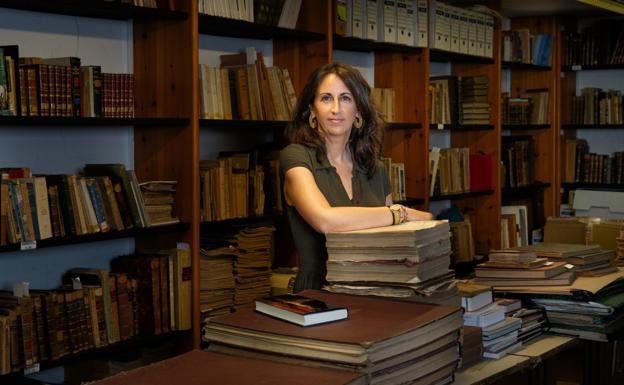 María Oruña: «La novela negra es un armario donde nos meten a todos»