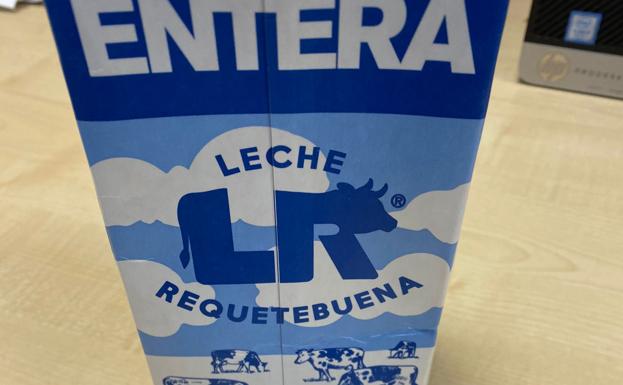 «Fruto de la casualidad o no», Alcampo sube el precio de la leche tras la denuncia de Enba