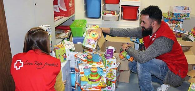 Cruz Roja Juventud recoge juegos y juguetes para menores vulnerables