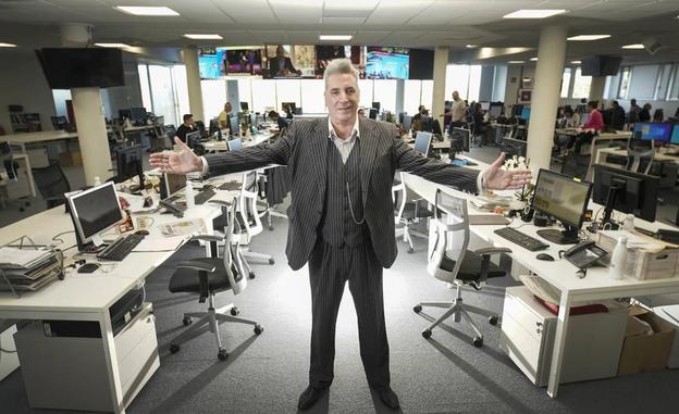 Loquillo: «Me pega mucho vivir en Donostia, me mantiene con los pies en el suelo»