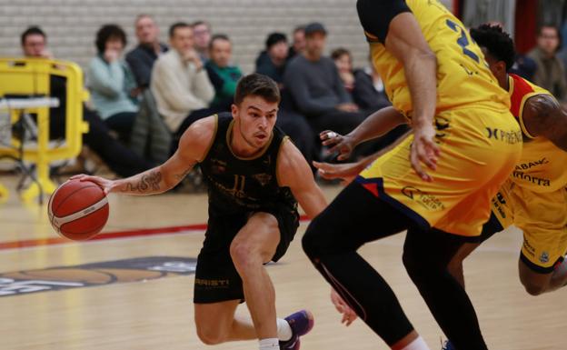 El Andorra arrolla a su paso por Azkoitia y no deja opción