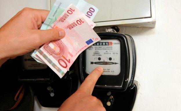 Precio de la luz 22 de noviembre, estas son las horas más baratas para poner los electrodomésticos