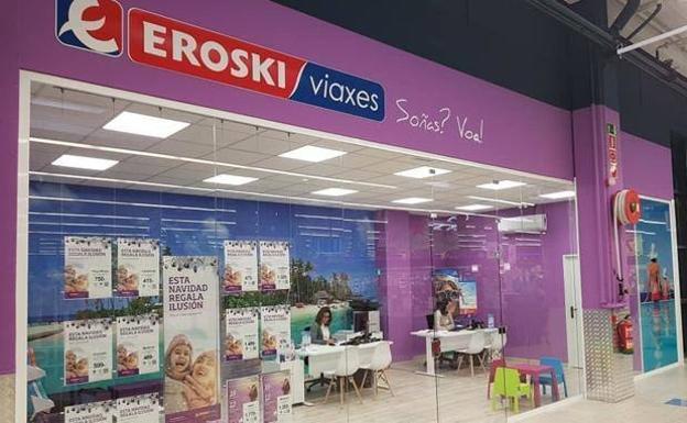 Eroski asegura que pese a la venta de su agencia de viajes al Grupo Iberostar los puestos de trabajo «están garantizados»