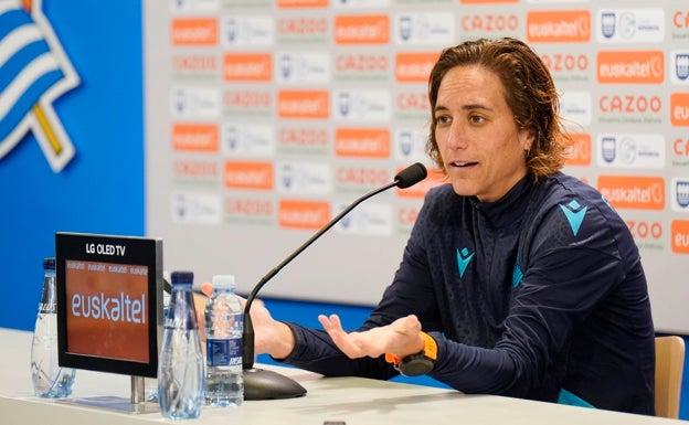 Natalia Arroyo: «Si te cuelgas del larguero te machacan, y si les presionas también»