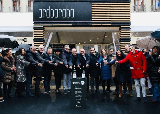 Arranca un Ardoaraba pasado por agua
