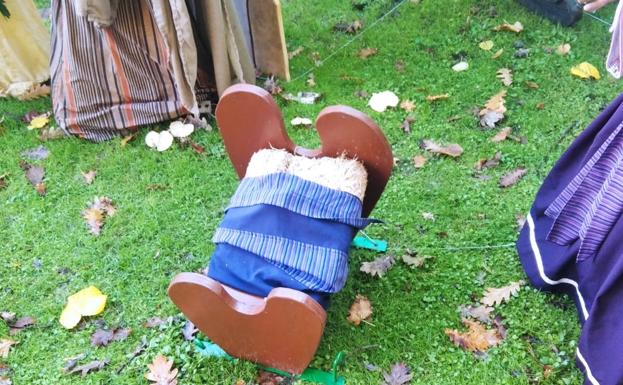 Roban el niño Jesús del belén de la plaza Gipuzkoa