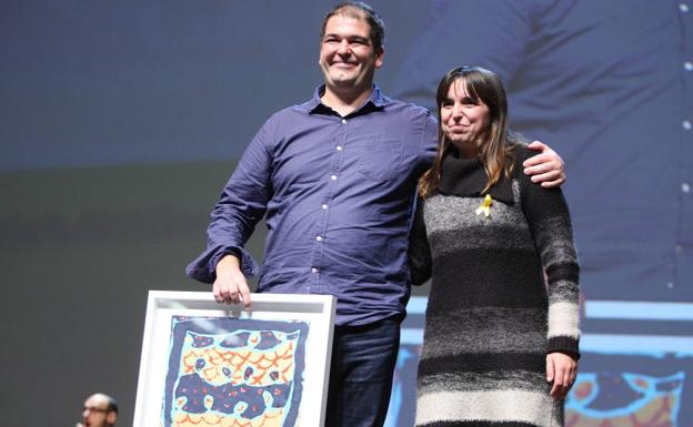 Gainerako sariak emango dituztenen izenak iragarri ditu Bertsozale Elkarteak