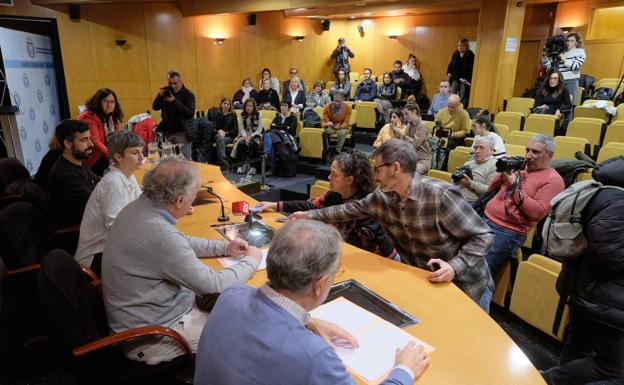 La rueda de prensa íntegra de los jefes de servicio de la OSI Donostialdea