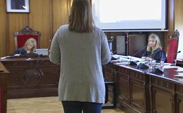 Condenada a 20 años por dejar morir a su bebé en el almacén de un bar