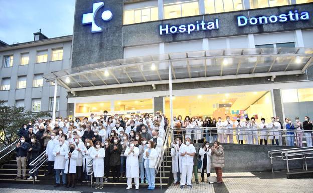 Urkullu confía en «encauzar» la crisis y promete «aumentar la referencialidad» del Hospital Donostia