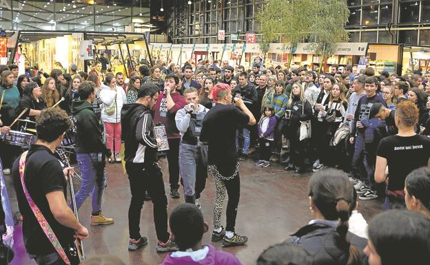 Aukerak nahierara, kutxa bakarrean