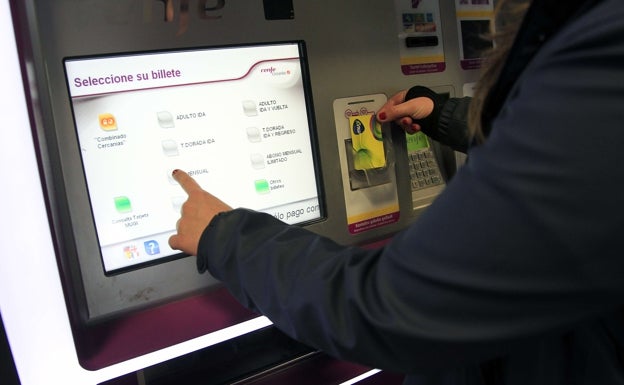 La Mugi se puede recargar ya también en las estaciones de Renfe de Gipuzkoa