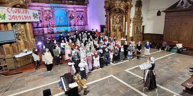 Orkatz txiki eta Orkatz taldeen Eguberri jaialdia larunbatean