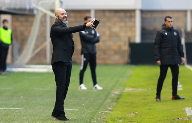 David Movilla: «El club me lo está poniendo muy fácil en la adaptación»