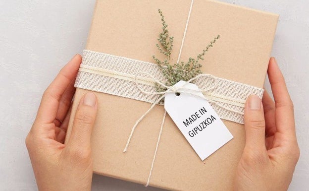Estas Navidades regala moda guipuzcoana