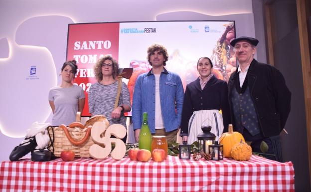Santo Tomás regresa con 166 puestos de txistorra, sidra y productos del caserío