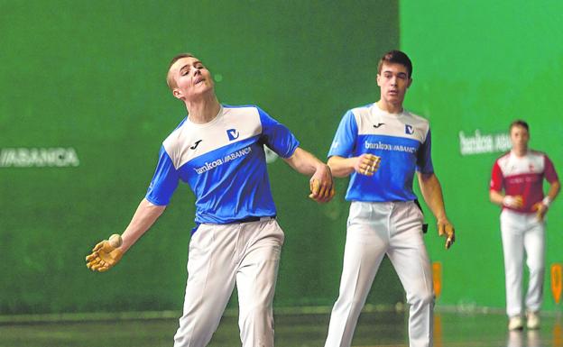 La valentía de Beñat Apezetxea no basta ante Amiano y Loza