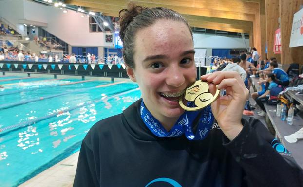Nahia Garrido brilla en el Campeonato de España de Natación