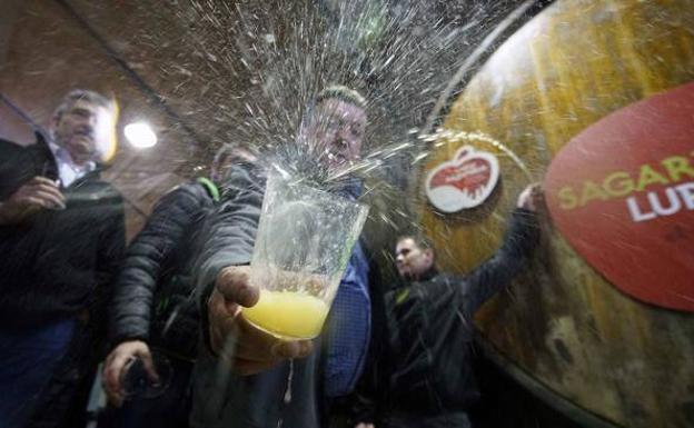 La sidrería Alorrenea de Astigarraga dará comienzo el 11 de enero a la temporada del txotx