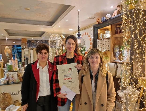 Aizterri Home ha sido la ganadora del concurso de escaparates navideños
