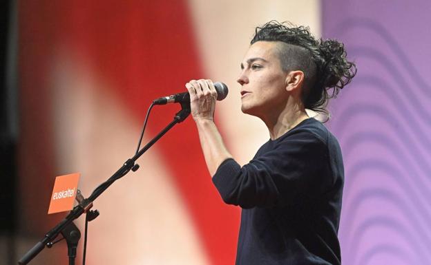 Maialen Lujanbio realizará el saque de honor previo al derbi