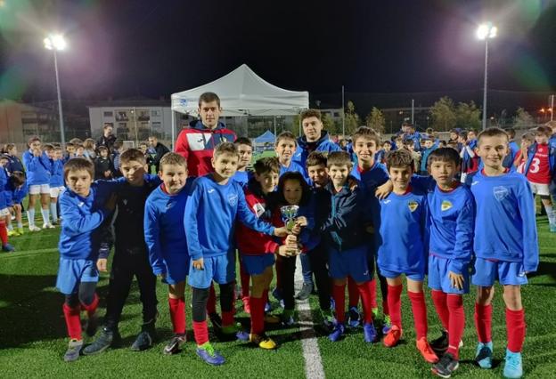 Ariznabarra y Elorrio, campeones en Aretxabaleta