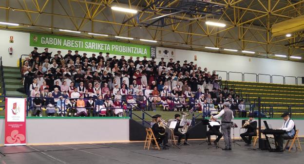 Villancicos por las fiestas navideñas e ilusión por la vuelta a la normalidad