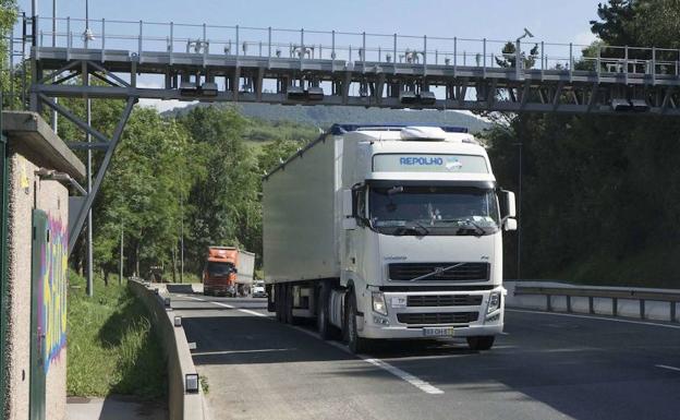 Gipuzkoa recupera este mes el peaje para camiones en la N-I y A-15