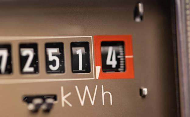 El precio de la luz hoy martes 3 de enero sube: las horas más baratas para poner los electrodomésticos