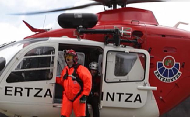 Rescatan en el Adarra a un montañero accidentado tras sufrir una lesión en una pierna