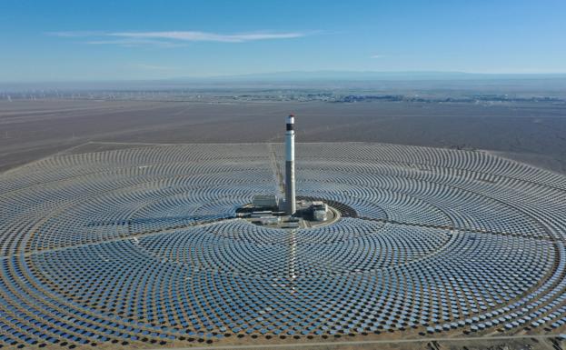 Masermic acelera su expansión tras abrir en China una macroplanta solar