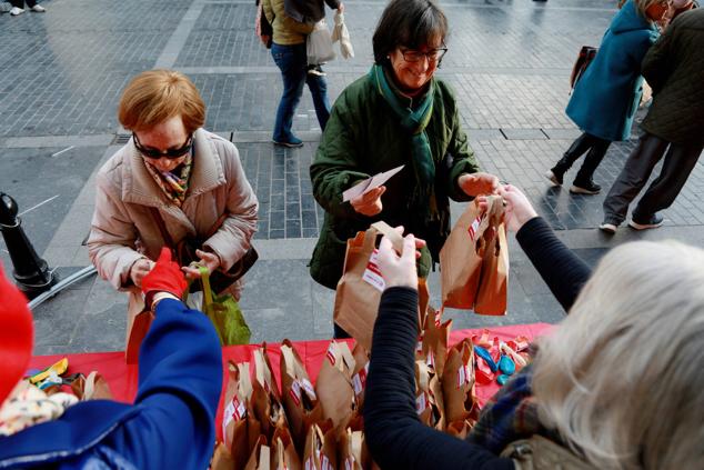 Cáritas reparte el 'Roscón Solidario'