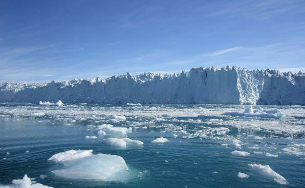 Groenlandiako izotza urtzeak lehortea darama Afrikara, eta uholdeak Indonesiara