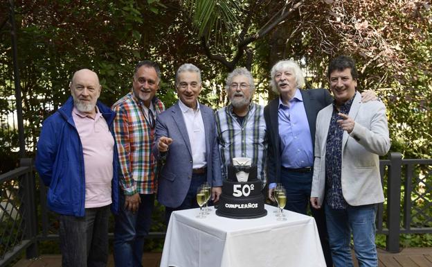 Les Luthiers taldeak agur esan du 50 urteren ostean