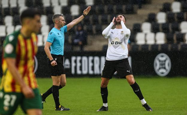 Dani Romera frustra la fiesta txuribeltz