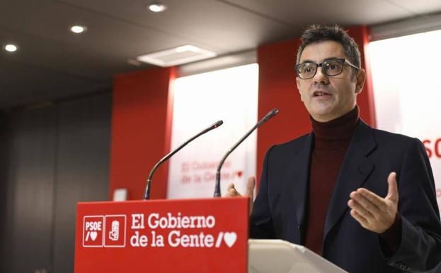 El Gobierno inicia el año electoral comparando al PP con 'Pierre Nodoyuna'