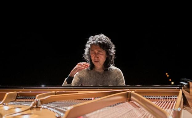 Mitsuko Uchida y la Mahler Chamber Orchestra unen su arte en el Kursaal