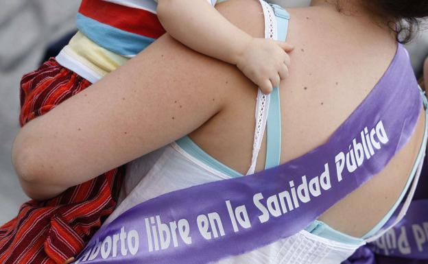 Un centenar de mujeres de otras comunidades acude a Euskadi para abortar sin obstáculos