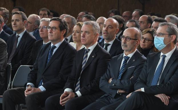 Urkullu aplaude los «principios de Fabrika» y apuesta por ellos para abordar los grandes retos de Euskadi