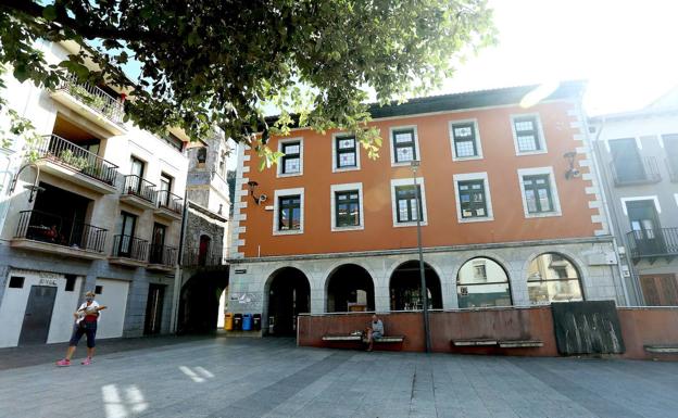 LAB denuncia el fallecimiento de un trabajador de 51 años en Zestoa