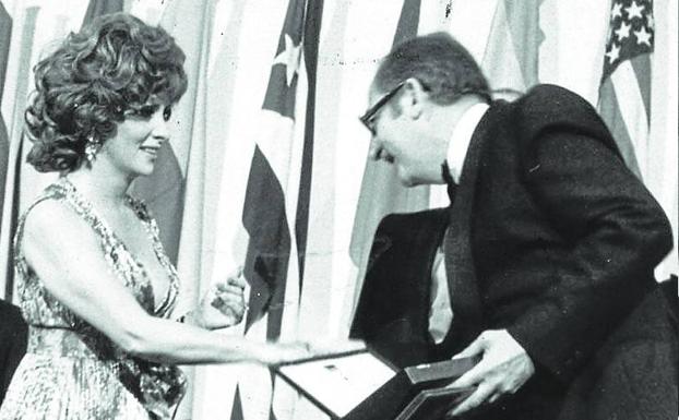 El año que Gina Lollobrigida entregó la Concha de Oro en San Sebastián