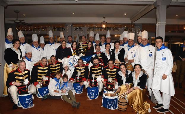 Tamborrada Jai Alai, un cuarto de siglo haciendo sonar los tambores en Madrid