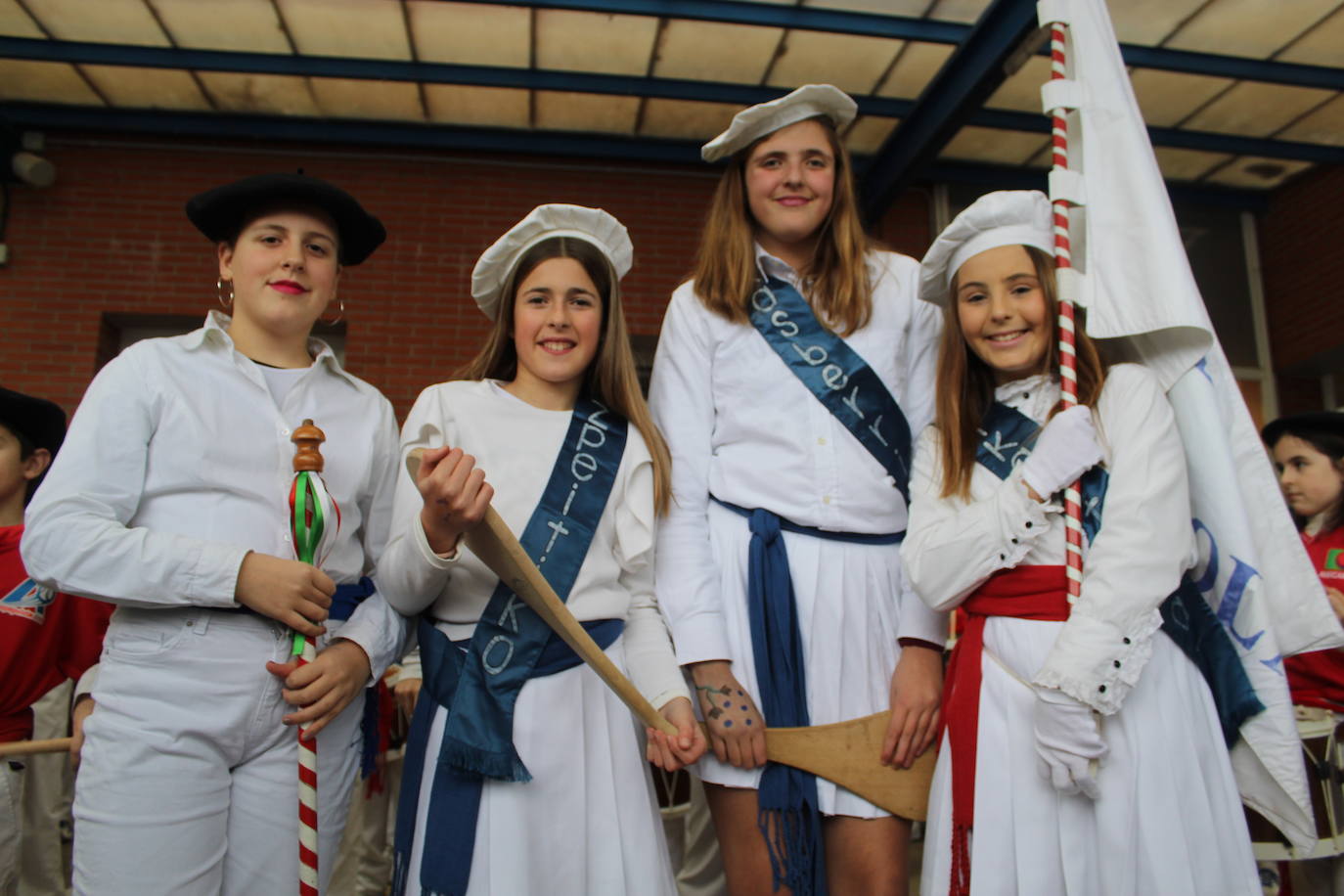 Los 'coles' de Azpeitia, listos para la Tamborrada Infantil