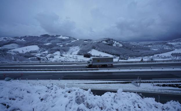 Directo | Sigue las incidencias por el temporal en las carreteras vascas
